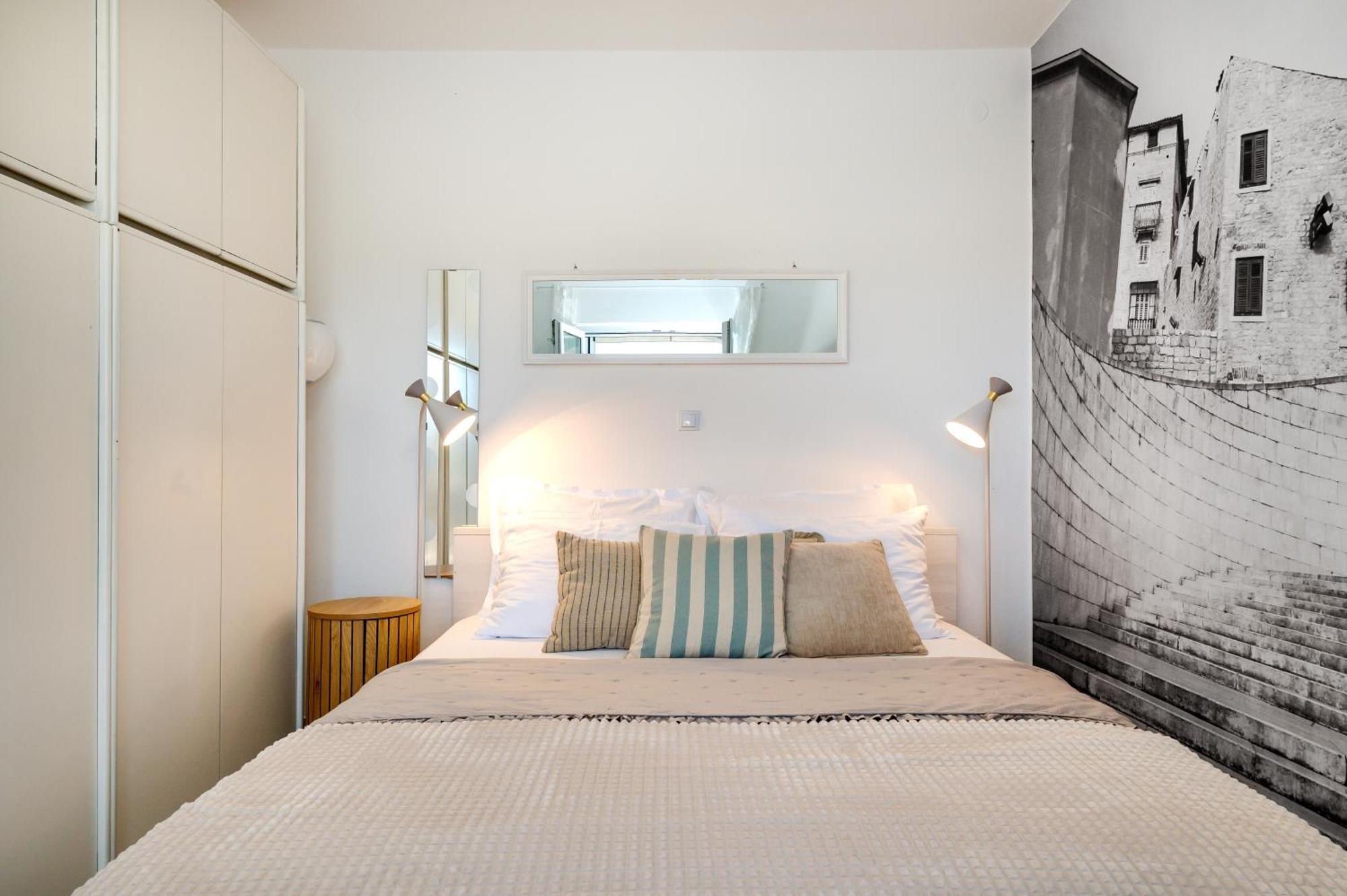 Ojra New Apartment With Seaview 希贝尼克 外观 照片